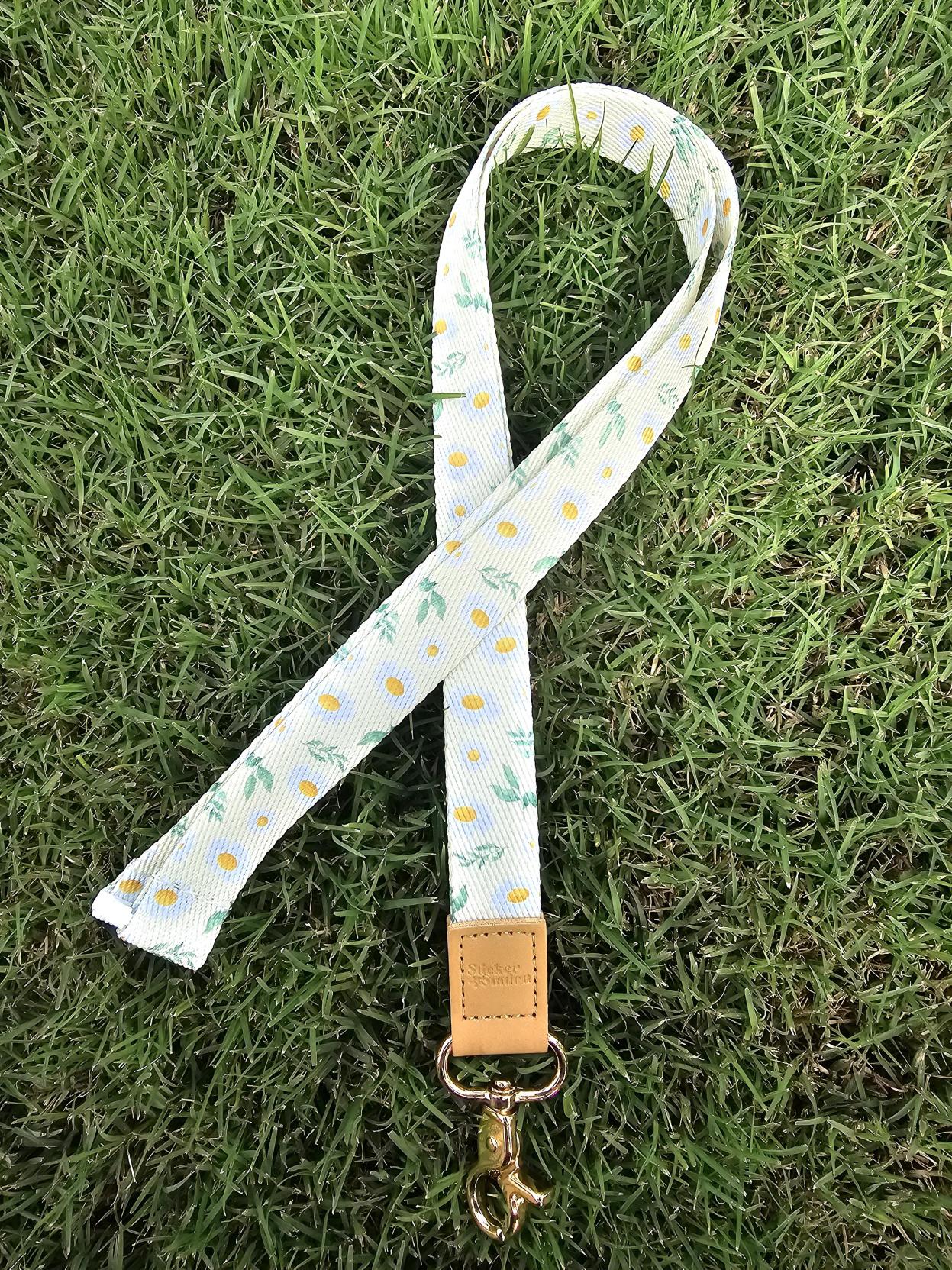 Daisy Delight Lanyard